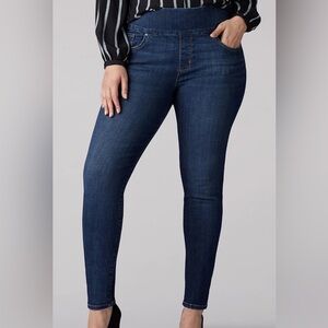 Slim Fit Skinny Mid Rise Sculpting Pull-on Denim Lee Jeans Size 10 Short